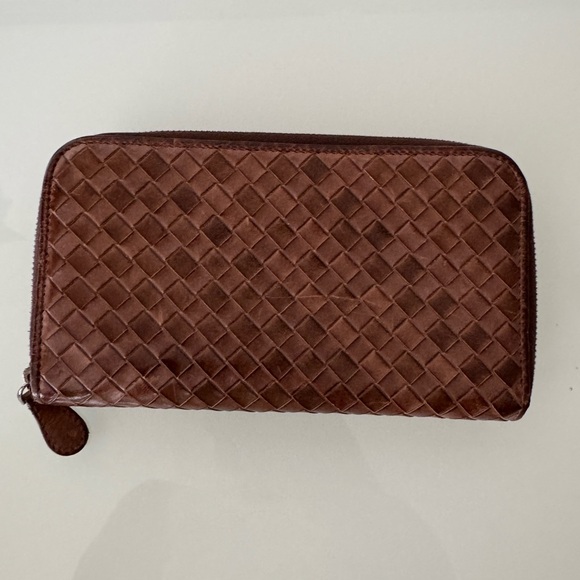 Bottega Woven Brown Leather Wallet - Picture 2 of 8